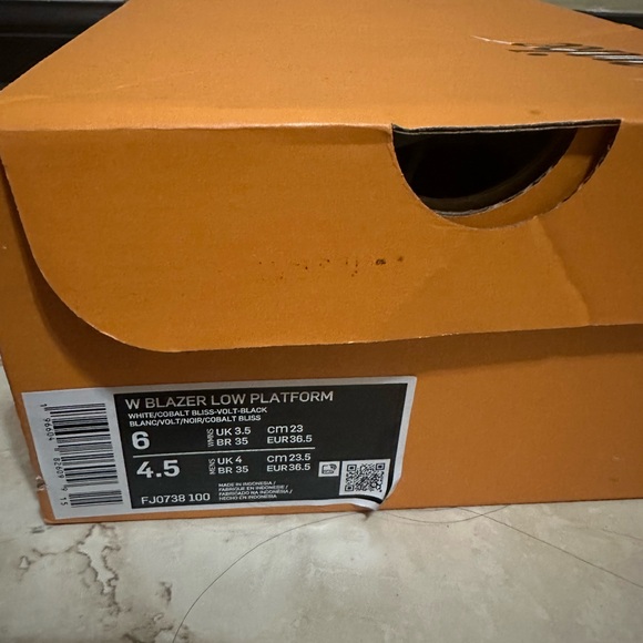 nike low platform blazers NWT - Picture 7 of 7